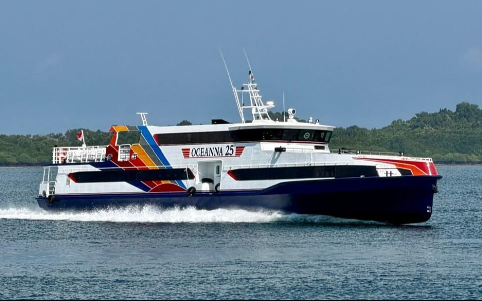 BFERRY - MV. OCEANNA 25